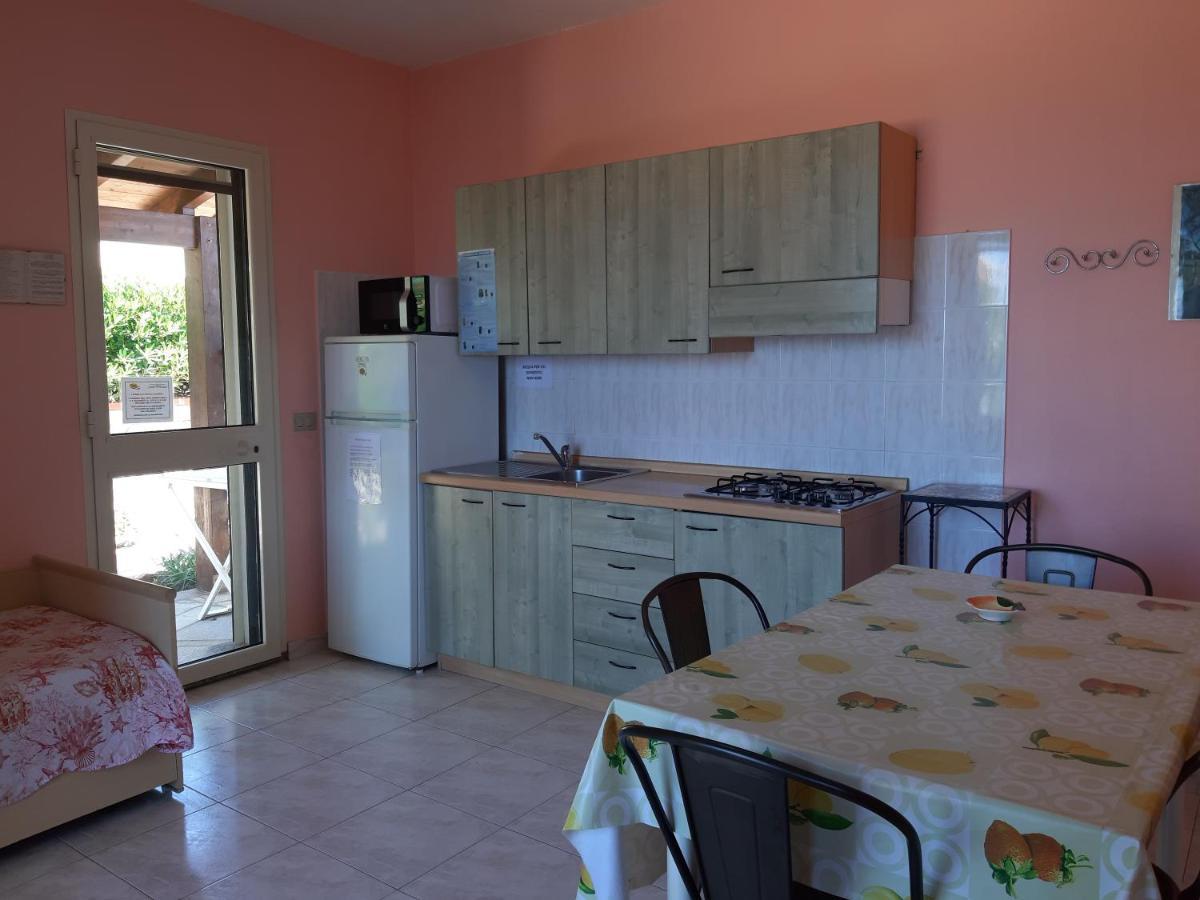 Casa Vacanze "La Caldosa" Badesi Exterior photo