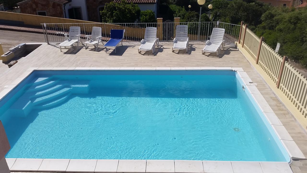 Casa Vacanze "La Caldosa" Badesi Exterior photo