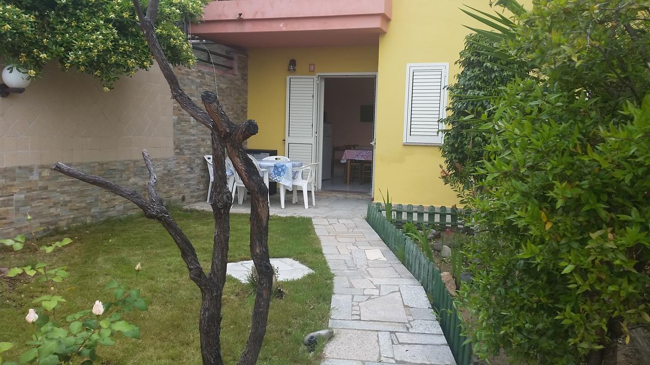 Casa Vacanze "La Caldosa" Badesi Exterior photo