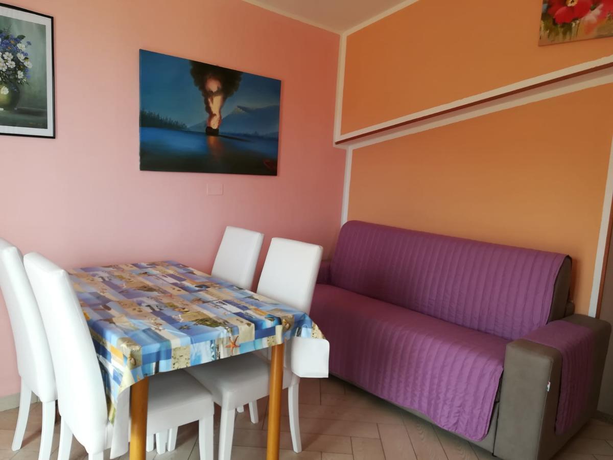 Casa Vacanze "La Caldosa" Badesi Exterior photo